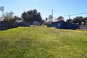 407 Rorem Ave, Palacios, TX 77465 - Photo 19