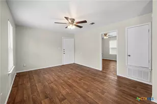 1009-1019 Advance St, San Marcos, TX 78666 - Photo 11