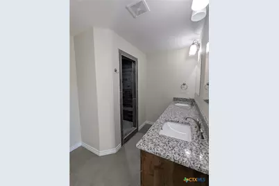 1023 Fieldstone Drive, Lampasas, TX 76550 - Photo 13