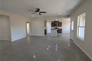 1023 Fieldstone Dr, Lampasas, TX 76550 - Photo 3