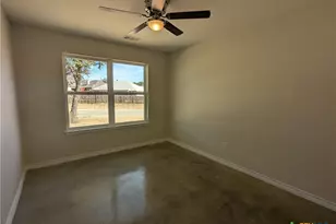 1023 Fieldstone Dr, Lampasas, TX 76550 - Photo 9