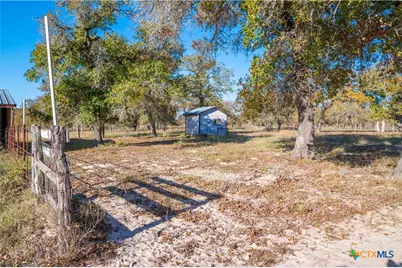 847 Littlehorn Lane, Stockdale, TX 78160 - Photo 25
