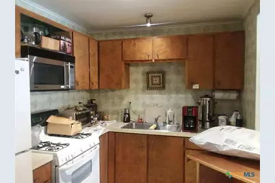 1819 S Chestnut Street, Lampasas, TX 76550 - Photo 3