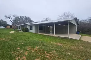 214 Bluebonnet Ridge, Seguin, TX 78155 - Photo 17