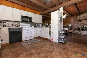 4723 Cr 117, San Saba, TX 76877 - Photo 9