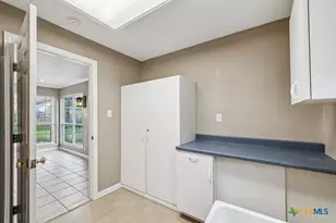 103 Poenitsch St, Cuero, TX 77954 - Photo 17