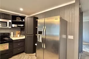 510 N 10th St, Port O'Connor, TX 77982 - Photo 13