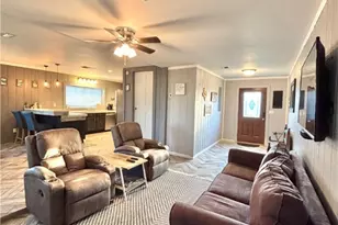 510 N 10th St, Port O'Connor, TX 77982 - Photo 9