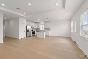 1213 Crimson Sky Ct, Belton, TX 76513 - Photo 5