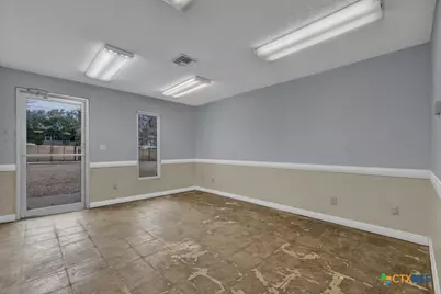 715 W Hopkins Street, San Marcos, TX 78666 - Photo 21