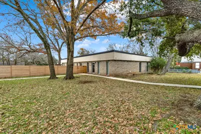 715 W Hopkins Street, San Marcos, TX 78666 - Photo 7