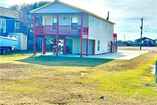 104 S Byers St, Port O'Connor, TX 77982 - Photo 7