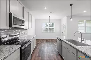 8023 Pineridge Wy, Temple, TX 76502 - Photo 13