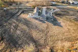 13835 Reeds Lake Rd, Rogers, TX 76569 - Photo 11