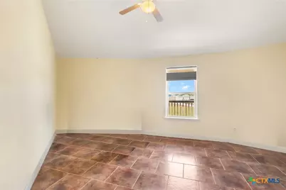 1504 W Saint Louis Avenue, Seadrift, TX 77983 - Photo 15