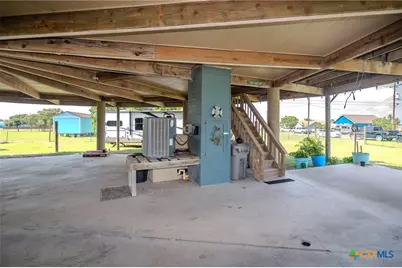 1504 W Saint Louis Avenue, Seadrift, TX 77983 - Photo 23
