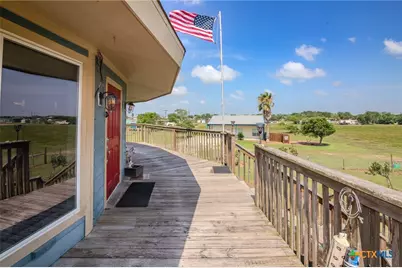 1504 W Saint Louis Avenue, Seadrift, TX 77983 - Photo 29