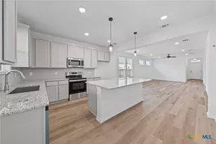 8019 Pineridge Wy, Temple, TX 76502 - Photo 17