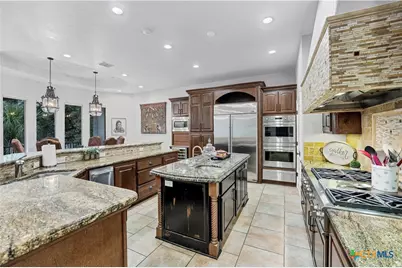 514 Woodlake Drive, Mcqueeney, TX 78123 - Photo 15