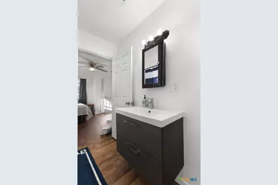 801 1/2 E Avenue C, Lampasas, TX 76550 - Photo 29