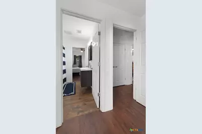 801 1/2 E Avenue C, Lampasas, TX 76550 - Photo 27