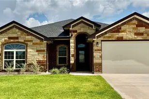 611 Dred Roger Circle, Killeen, TX 76542 - Photo 1