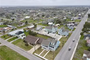 401 S Commerce St, Port Lavaca, TX 77979 - Photo 9