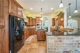 385 Green Park Dr, Belton, TX 76513 - Photo 15