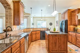 385 Green Park Dr, Belton, TX 76513 - Photo 13