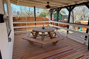 402 E Virginia Ave, Seadrift, TX 77983 - Photo 7