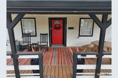 402 E Virginia Avenue, Seadrift, TX 77983 - Photo 5