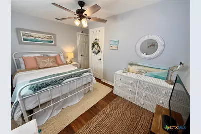 402 E Virginia Avenue, Seadrift, TX 77983 - Photo 27