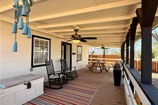 402 E Virginia Ave, Seadrift, TX 77983 - Photo 9