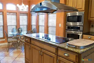 447 Schaefer Rd, Victoria, TX 77905 - Photo 11