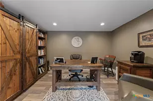 5926 Lakeside Dr, Belton, TX 76513 - Photo 23