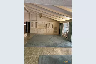 727 Brookhollow Drive, Port Lavaca, TX 77979 - Photo 11