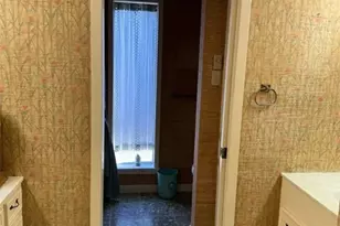 727 Brookhollow Dr, Port Lavaca, TX 77979 - Photo 13