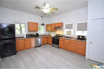 920 S 33rd Street, Temple, TX 76504 - Photo 11