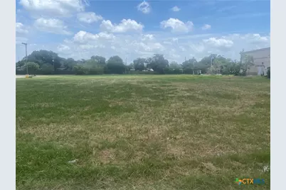 5008 N Navarro Street, Victoria, TX 77904 - Photo 1