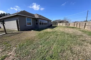 1002 Birdsong Ln, New Braunfels, TX 78130 - Photo 25