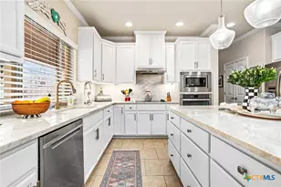 1458 Janets Way, New Braunfels, TX 78130 - Photo 9