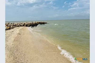 28 N Blackburn Avenue, Port Lavaca, TX 77979 - Photo 27