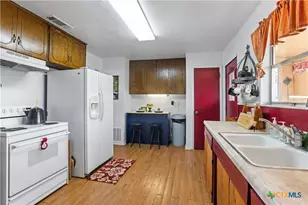 8520 Brewer Ln, Salado, TX 76571 - Photo 11