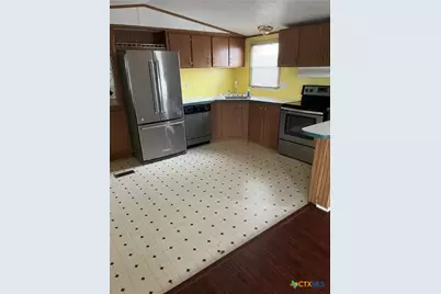 104 S Peach Street, Seadrift, TX 77983 - Photo 5