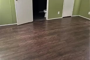 104 S Peach St, Seadrift, TX 77983 - Photo 7