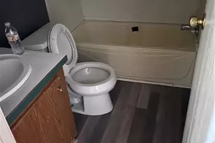 104 S Peach St, Seadrift, TX 77983 - Photo 9