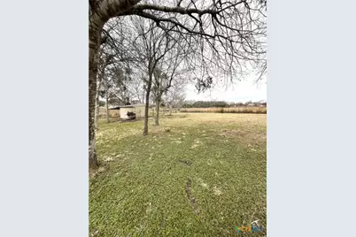 104 S Peach Street, Seadrift, TX 77983 - Photo 3