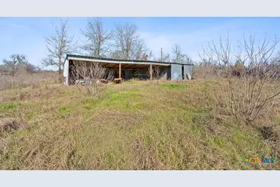 579 Lower Elgin Road, Elgin, TX 78621 - Photo 7