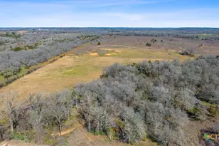 579 Lower Elgin Rd, Elgin, TX 78621 - Photo 15