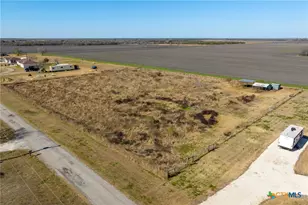 110 Eugene Ln, Tivoli, TX 77990 - Photo 45